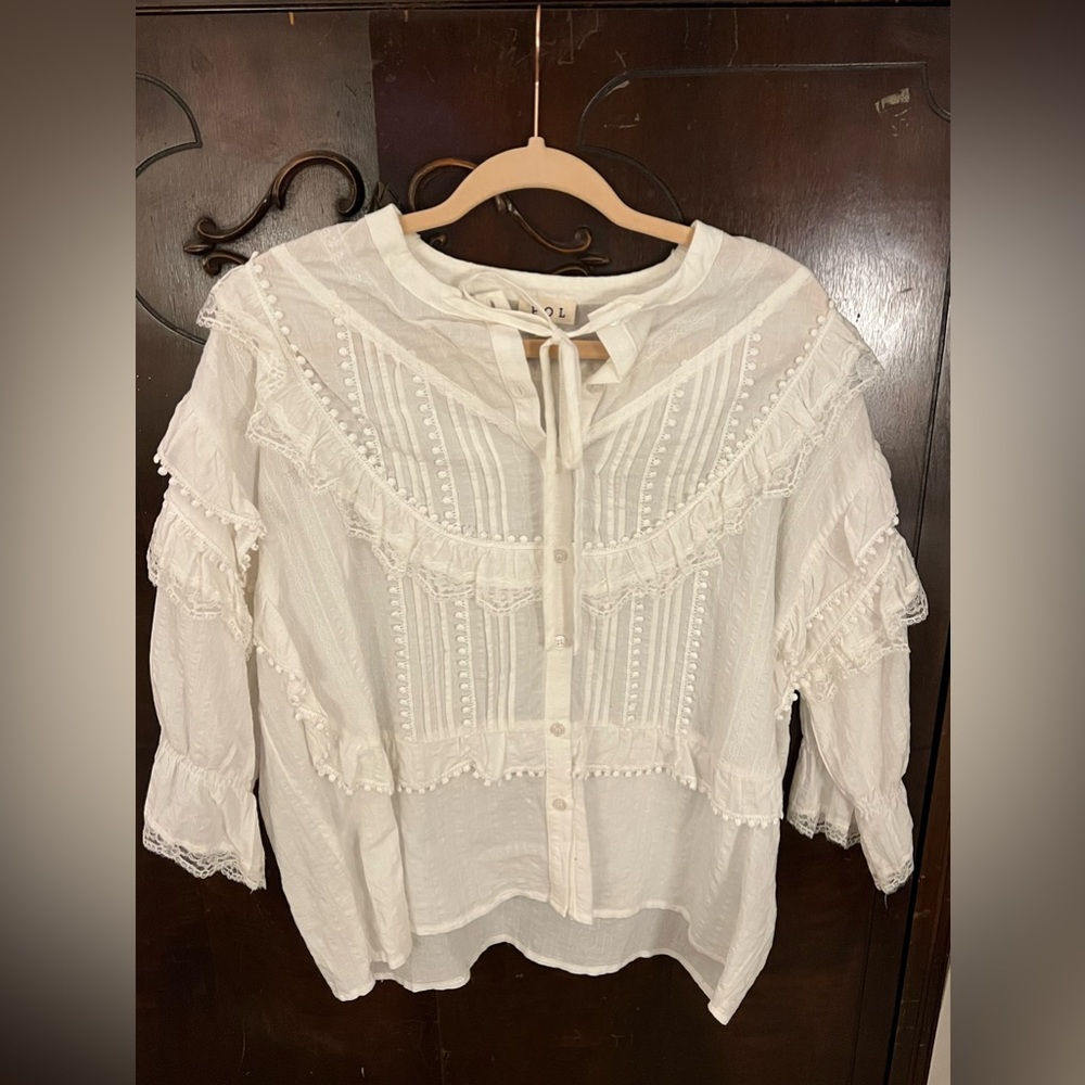 POL White button up blouse with center front tie and lace detail